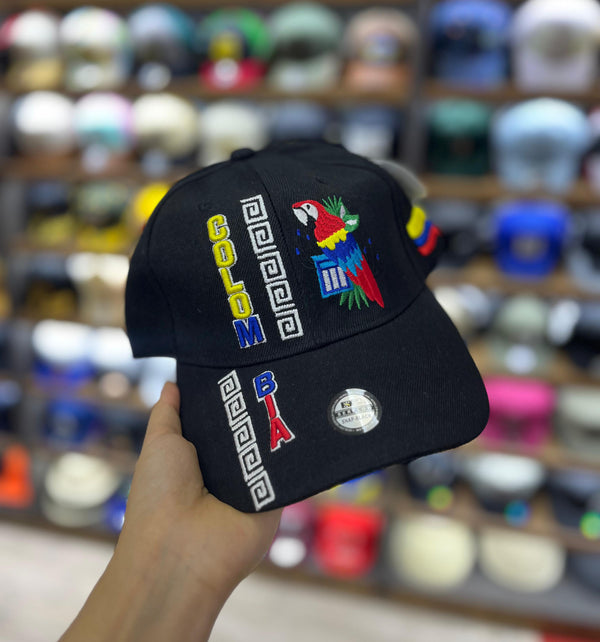 GORRA- COLOMBIA NEGRA LORO